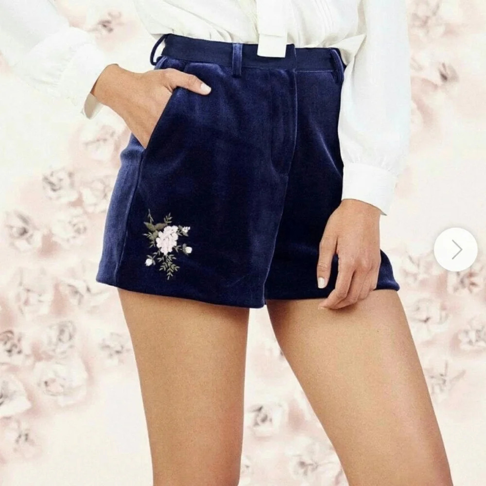 NWT Lauren Conrad Runway Limited Edition Blue High Rise Velour Shorts Size 12